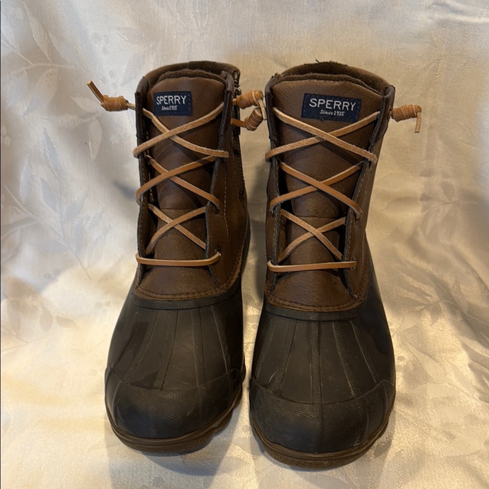 Sperry Women’s Two-Tone Rain Boots